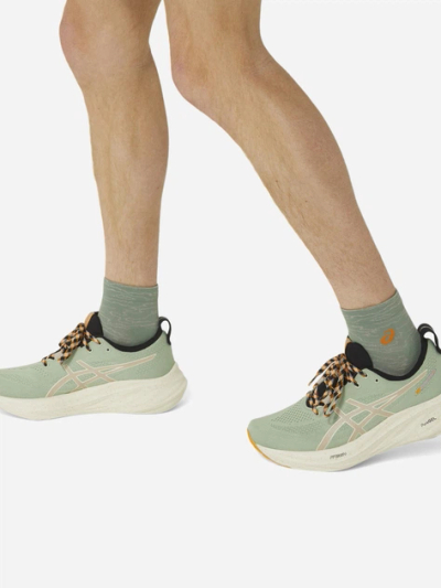 Çorape të shkurtra për meshkuj ASICS Performance Run Sock Quarter 3013A979-301, 39-42, jeshile portokalli