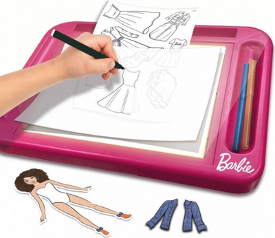 Set kreativ Lisciani Barbie Fashion Atelier, tavolinë e ndriçuar vizatimi, aksesorë dekorativë, shumëngjyrëshe