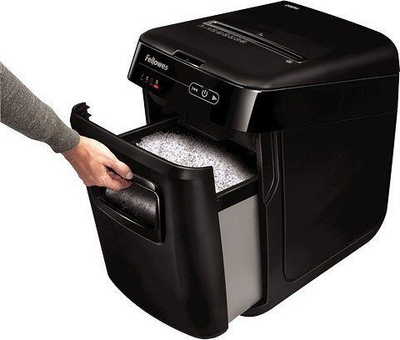 Grirëse letrash Fellowes AutoMax 200M, prerje të kryqëzuar 2 x 14mm, nivel sigurie DIN P-5, e zezë