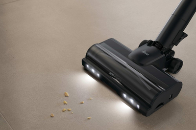 Fshesë me korrent vertikale Hoover HF610HX 011, pa kabllo, 40 min, 0.7L, e zezë