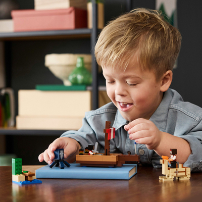 Lodër ndërtime LEGO Minecraft 21259 Pirate Ship Voyage, set piratësh, mbi 8 vjeç, shumëngjyrësh