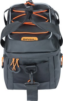 Çantë shpine biçiklete Basil Miles MIK, 7L, që s’e kap uji, e zezë