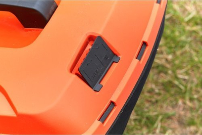 Kositëse bari Black &amp; Decker BCMW3318N, 18V, 33cm, e zezë me portokalli