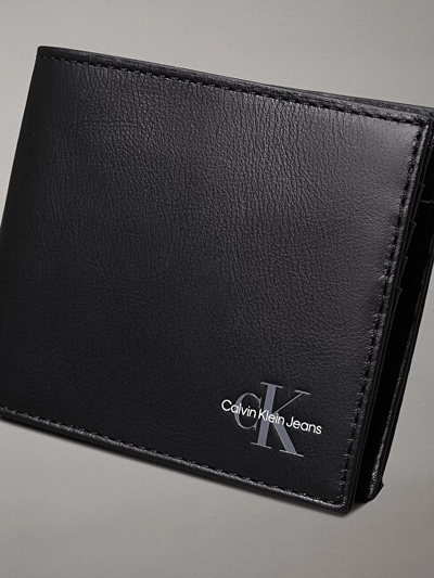 Kuletë për meshkuj Calvin Klein, e zezë