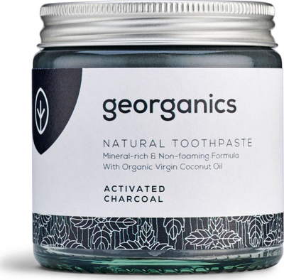 Georganics Минерална Паста за Заби со Активен Јаглен, 60 ml