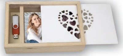 Kornizë druri ZEP Love Box USB, 15x20 cm, ngjyrë druri natyrale