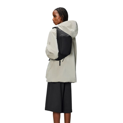 Çantë beli Rains Bum Bag, që s’e zë uji, uniseks, e zezë