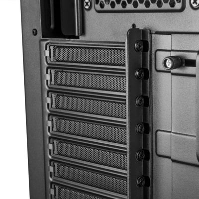 Kasë kompjuteri Modecom Oberon Pro Silent (AT-OBERON-PS-10-000000-0002), e zezë