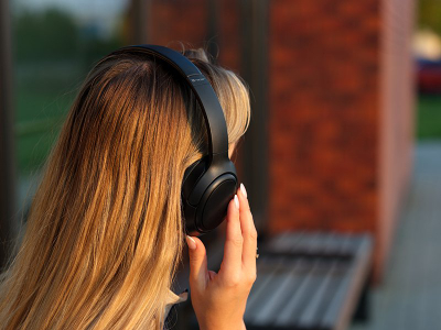 Kufje TRACER Mobile Ultra BT ANC, Bluetooth 5.4, bateri 25 orë, të zeza