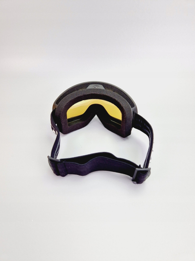 Syze ski Giro Cruz me lentë Yellow Boost, anti-mjegull OTG, me brez të zi