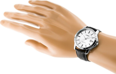 Orë dore Casio MTPV004L-7A, quartz analog, rrip lëkure, e zezë