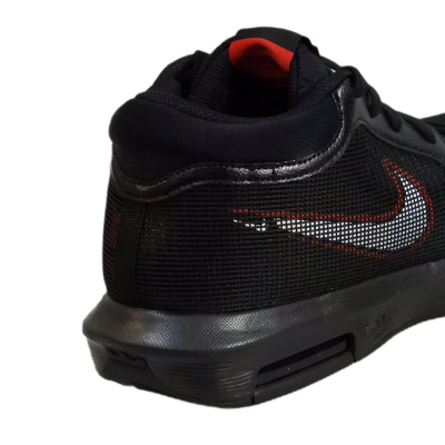 Atlete basketbolli Nike LeBron Witness 8 me Air, të zeza me të kuqe e të bardha
