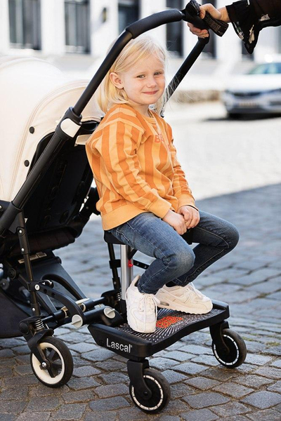Platformë karroce Lascal BuggyBoard Maxi Plus me ulëse Saddle, universale, e zezë