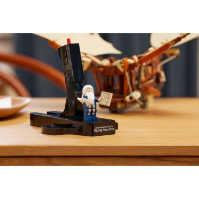 Set LEGO Icons Leonardo Da Vinci's Flying Machine 10363, 493 pjesë, bezhë