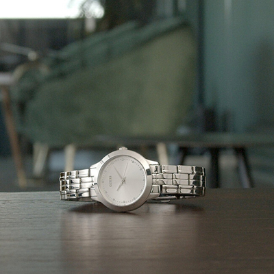 Orë dore Guess Chelsea W0989L1