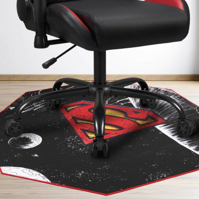 Tapet gaming Superman, 100 x 100 cm, kundër rrëshqitjes, shumëngjyrësh
