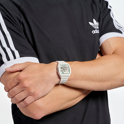 Orë dore digjitale Adidas AOST23557