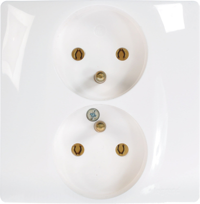 Prizë murale Legrand Socket PT, dyshe 2x 2P+E, IP20, e bardhë