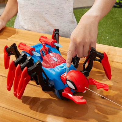 Lodër merimangë Marvel Spider-Man Crawl N Blast, me figurë 10 cm, efekt ujë dhe rrjetë, kuqe e blu