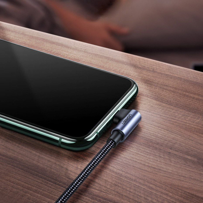 Kabllo USB C në Lightning Ugreen MFi, 1.5m, kënd i djathtë, e zezë