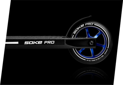 Trotinet stunt Soke Pro me timon Y-bar, kushineta ABEC-9, rrota alumini, i zi me blu