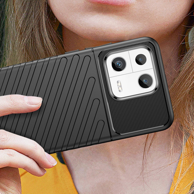 Mbrojtëse telefoni Thunder Case Armored për Xiaomi 13, TPU i butë, kundra goditjeve, e zezë