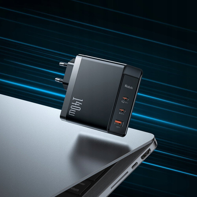 Karikues muri Mcdodo GaN5 Pro, 140W, 3x USB C 1x USB A, i zi