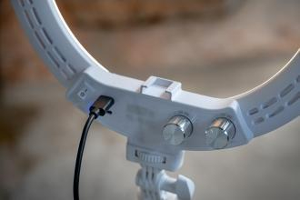 Dritë unazore LED Newell RL-10A, 10\", me tripod, e bardhë