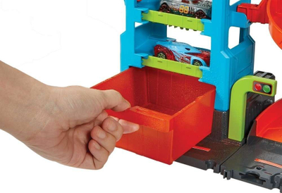 Set lojërash Mattel Hot Wheels City Crazy Mega Car Wash HDP05, me makinë, shumëngjyrësh