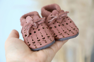 Këpucë të buta për fëmijë Baobaby Sandalice Dots Grapeshake, lëkurë natyrale, madhësia XL, rozë