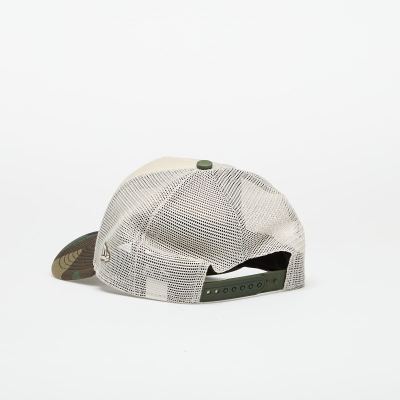 Капа тракер New Era Oval Patch Logo Contrast Peak, беж камуфлажа