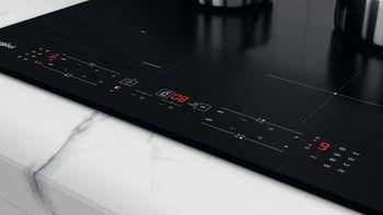 Pllakë gatimi Whirlpool, 7.2 kW, e zezë