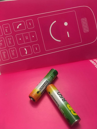 Bateri telefoni fiks Telekom, 2 copë, të rikarikueshme, në blister