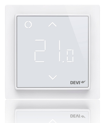 Termostat i zgjuar DEVI DEVIreg Smart, me programim, për ngrohje në dysheme, i bardhë