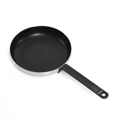 Tigan profesional Heinner, 24 cm, alumin i shtypur, i zi