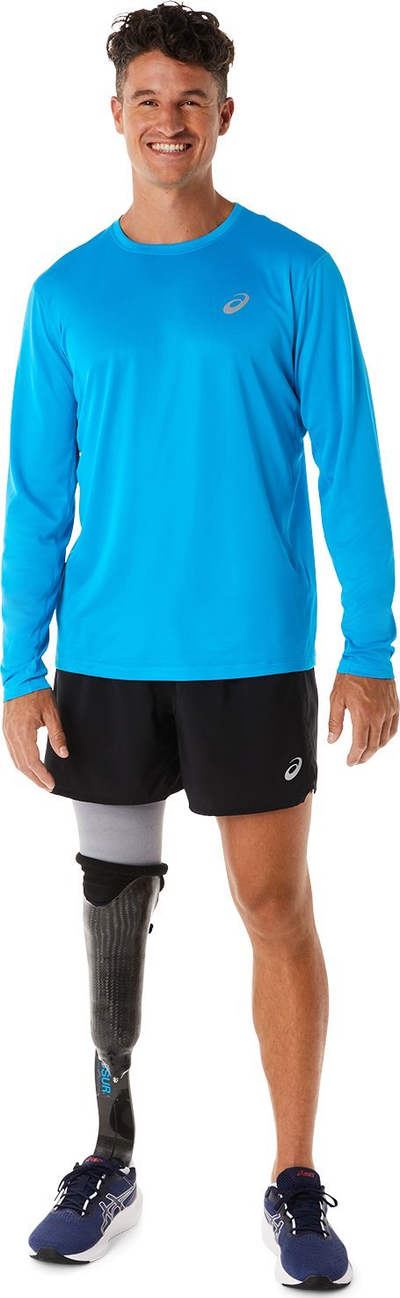 Bluzë vrapimi Asics Core për burra, me mëngë të gjata, masa S, ngjyrë blu e hapur