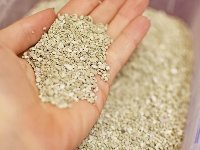 Rërë higjienike për mace Hilton Bentonite Economy, 5L, 4.9 kg, pa erë