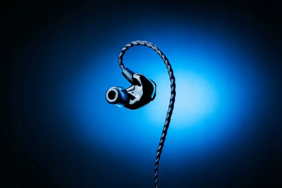Kufje in-ear Razer Moray, monitor ergonomik, dizajn me dy drajvera, të zeza