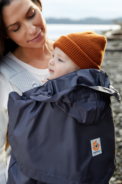 Mbulesë shiu për mbajtëse të bebes Ergobaby Rain & Wind Cover, e papërshkueshme nga uji, me kapuç, gri e errët