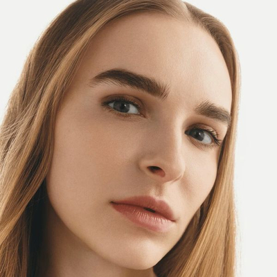 Fondatinë MAC Studio Fix Fluid NC12, SPF15, 30ml, bezhë e çelët