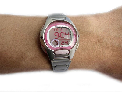 Orë dore Casio Collection LW-200D-4AVEF
