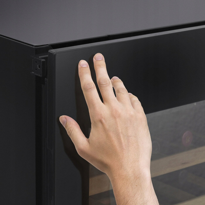 Frigorifer vere Caso WineDeluxe E18, 18 shishe, 5 20°C, i zi