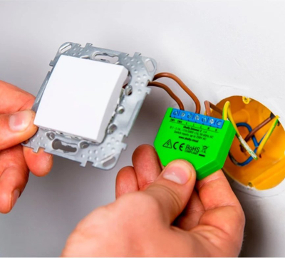Modul dimmer i zgjuar Shelly Dimmer 2, Wi‑Fi, për mur, jeshil
