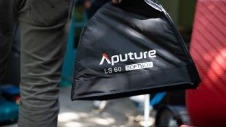 Softbox Aputure LS 60, 35 x 35 cm, me grid, i zi
