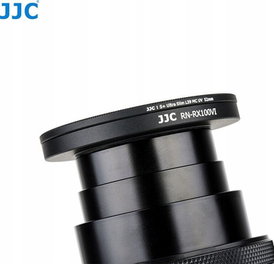 Adapter filtri JJC për Sony RX100 VI, diametër 52mm, me kapak mbrojtës, i zi