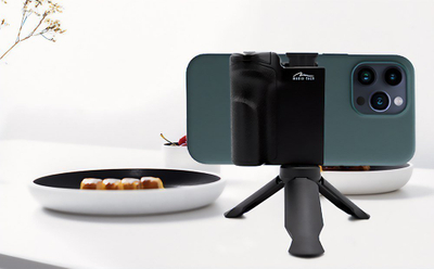 Mbajtëse telefoni me tripod tavoline Media-Tech MT5543, me telekomandë Bluetooth, ngjyrë e zezë