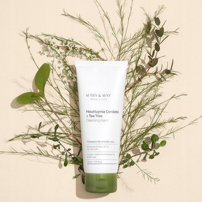 Shkumë pastruese fytyre Mary & May Houttuynia Cordata + Tea Tree, për lëkurë problematike, 150 ml, e bardhë
