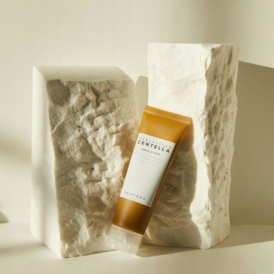 Paster за лице Skin1004 Madagascar Centella Ampoule Foam, 125ml, за сите типови кожа, без боја