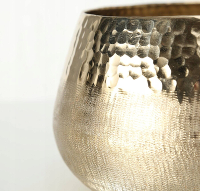 Set fenerësh dekorativ Home24 Lukeria, 2 copë, metal, ngjyrë ari