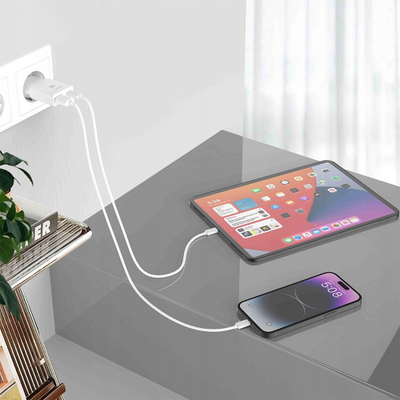 Karikues udhëtimi Swissten Slim GaN, 30W, USB C dhe USB A, i bardhë